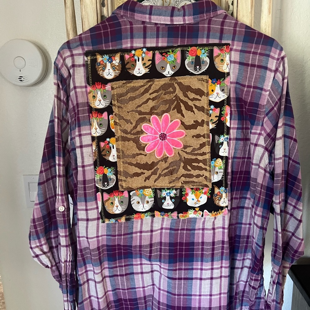 Extra large purple and blue button-down shirt with pink flower I’m back